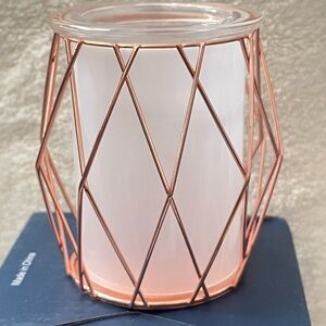 NIB-Scentsy Wire You Blushing? Mini Warmer